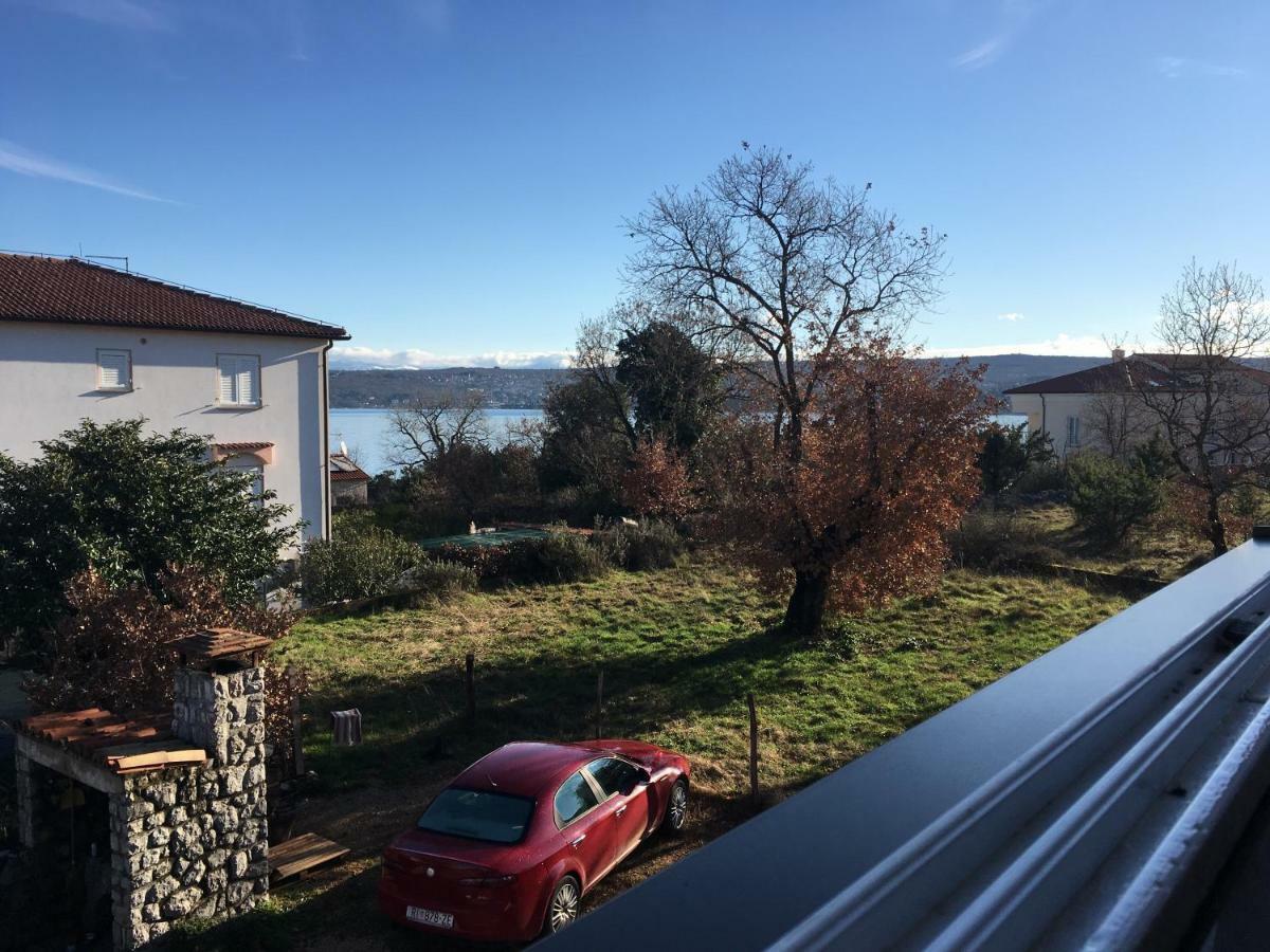 Apartment Ruzmarin Porat Exterior photo