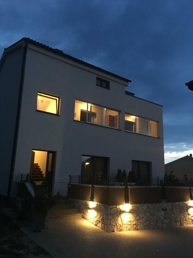 Apartment Ruzmarin Porat Exterior photo